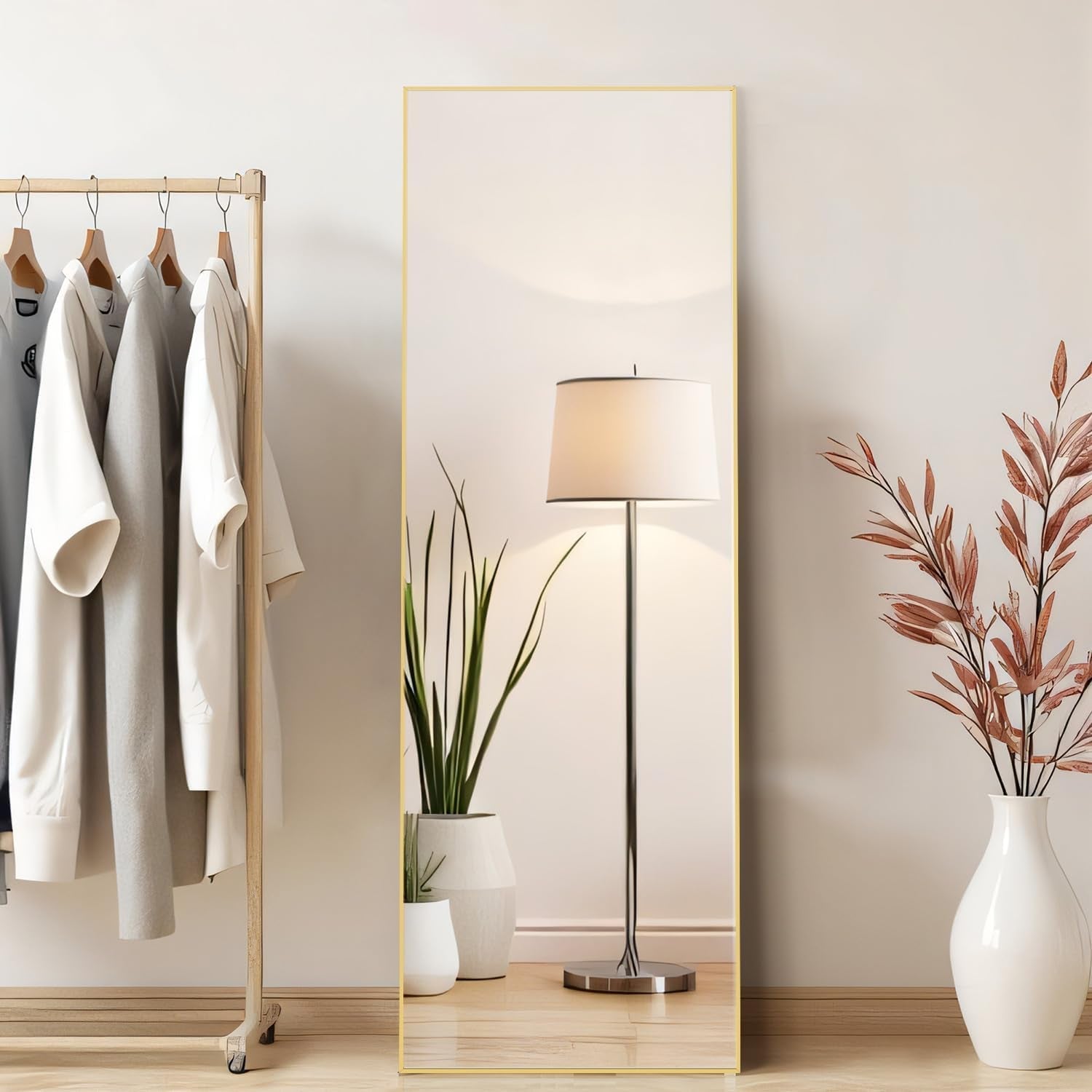 Miroir sur pied grande taille avec cadre noir