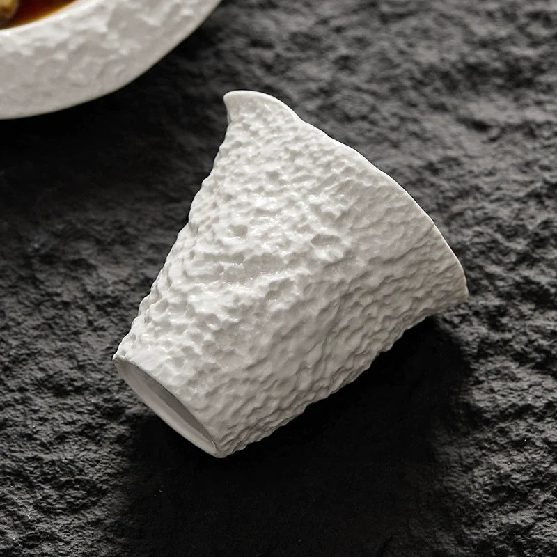 Textured Rock-Style Ceramic Sauce Cup – White Pouring Jug for Gravy, Milk or Coffee