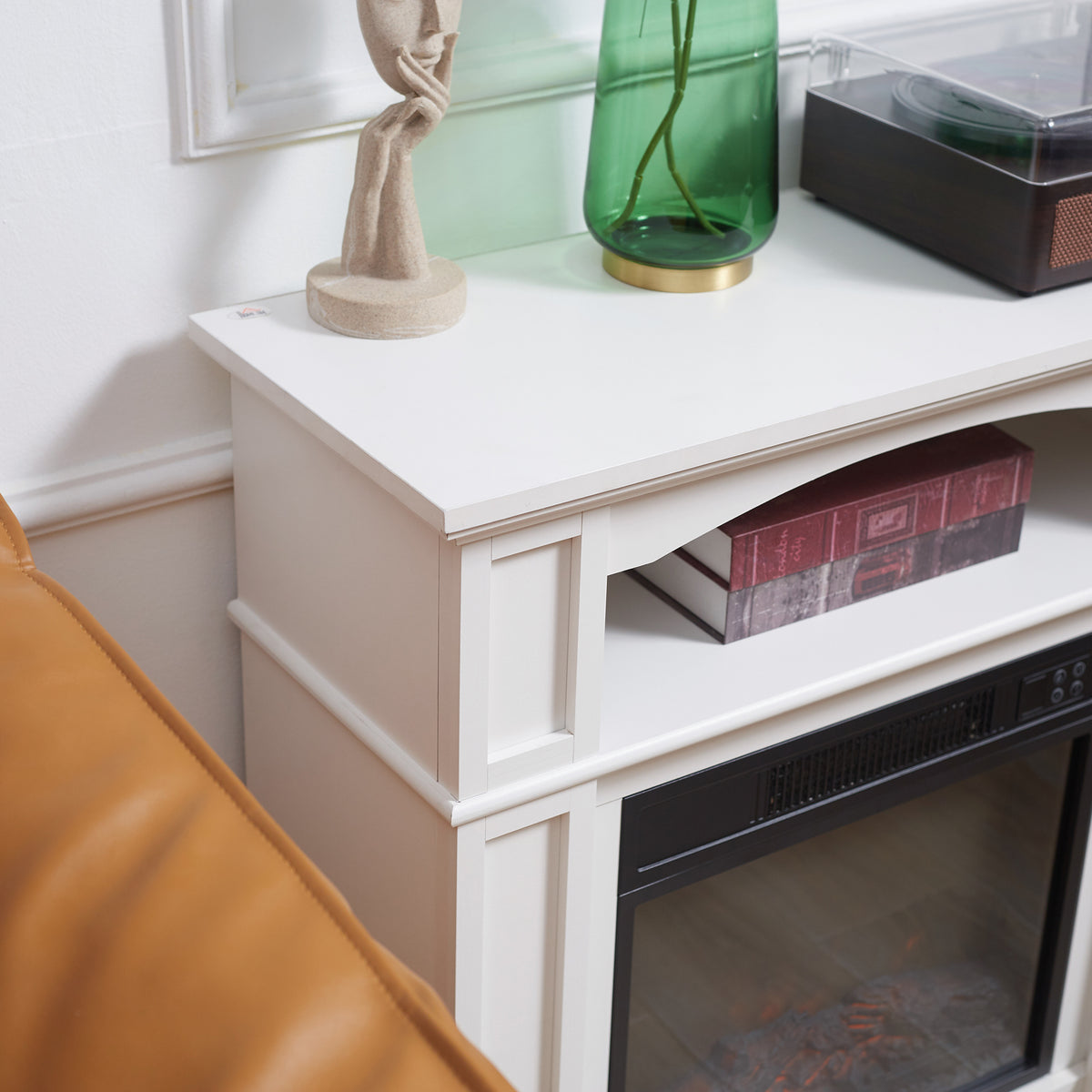 Cheminée électrique effet flammes LED luminosité réglable avec télécommande - 1800 W - 80,5 x 32,3 x 80,5 cm blanc