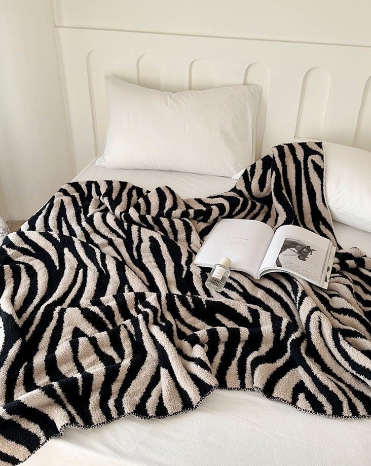 Plaid Microfibre Zèbre Rétro - Ultra-Doux & Confortable