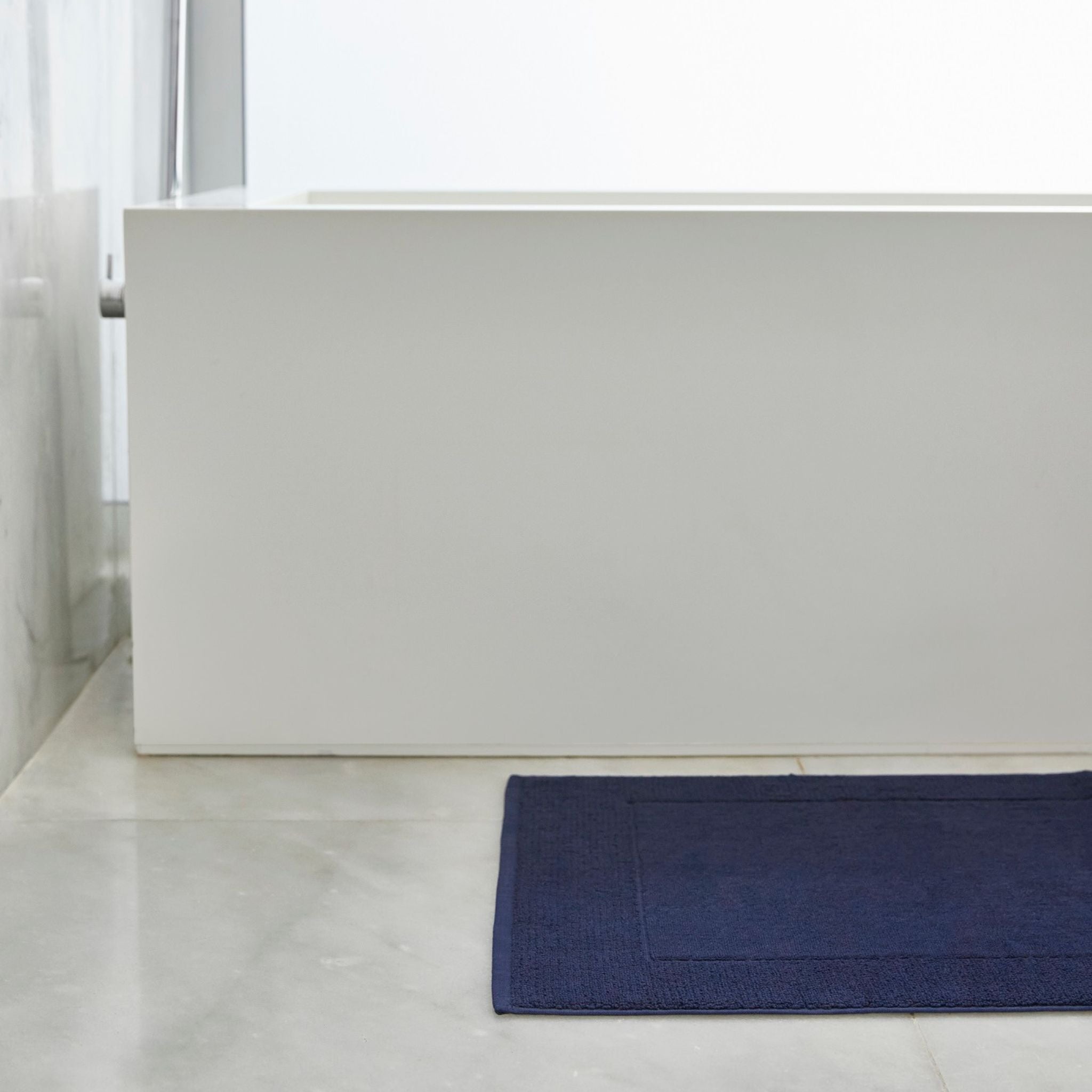 Cobalt blue bath mat