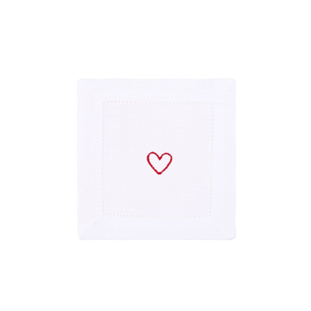Mafra cotton table linen with embroidered hearts