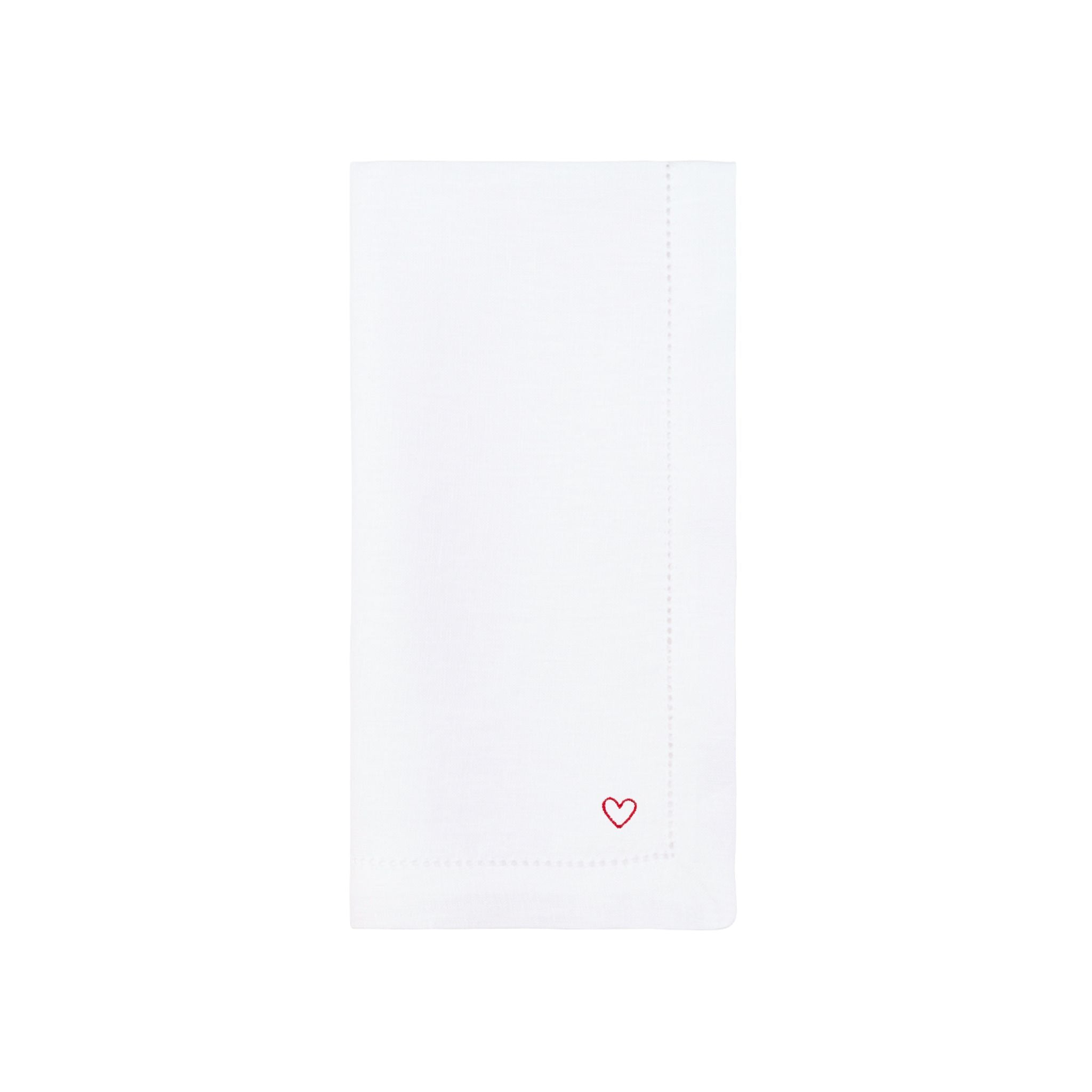 Mafra cotton table linen with embroidered hearts